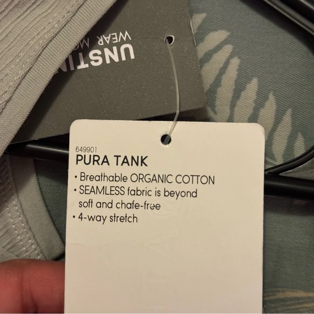 NWT Athleta Gray Pure Tank Top Organic Cotton Seamless 4-way Stretch Size M - Picture 7 of 7